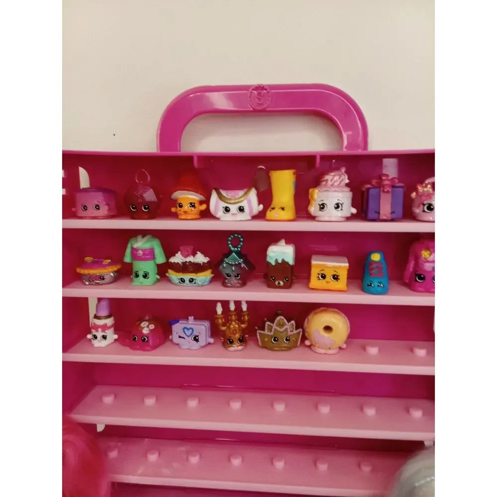 Shopkins bag-mixed Over 30 +2 Dolls. Case Not For Sale